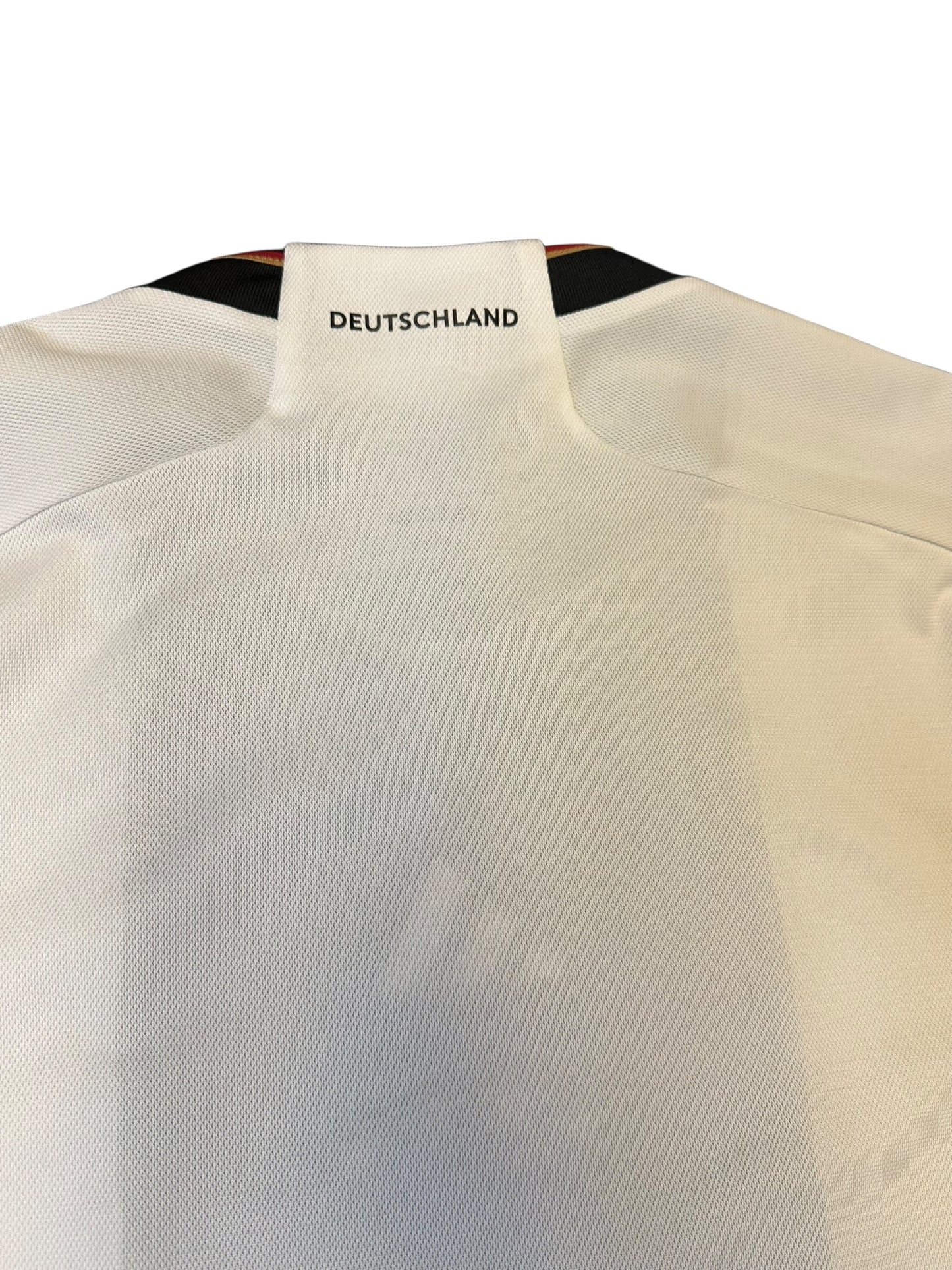 Germany 2022 Home (L)
